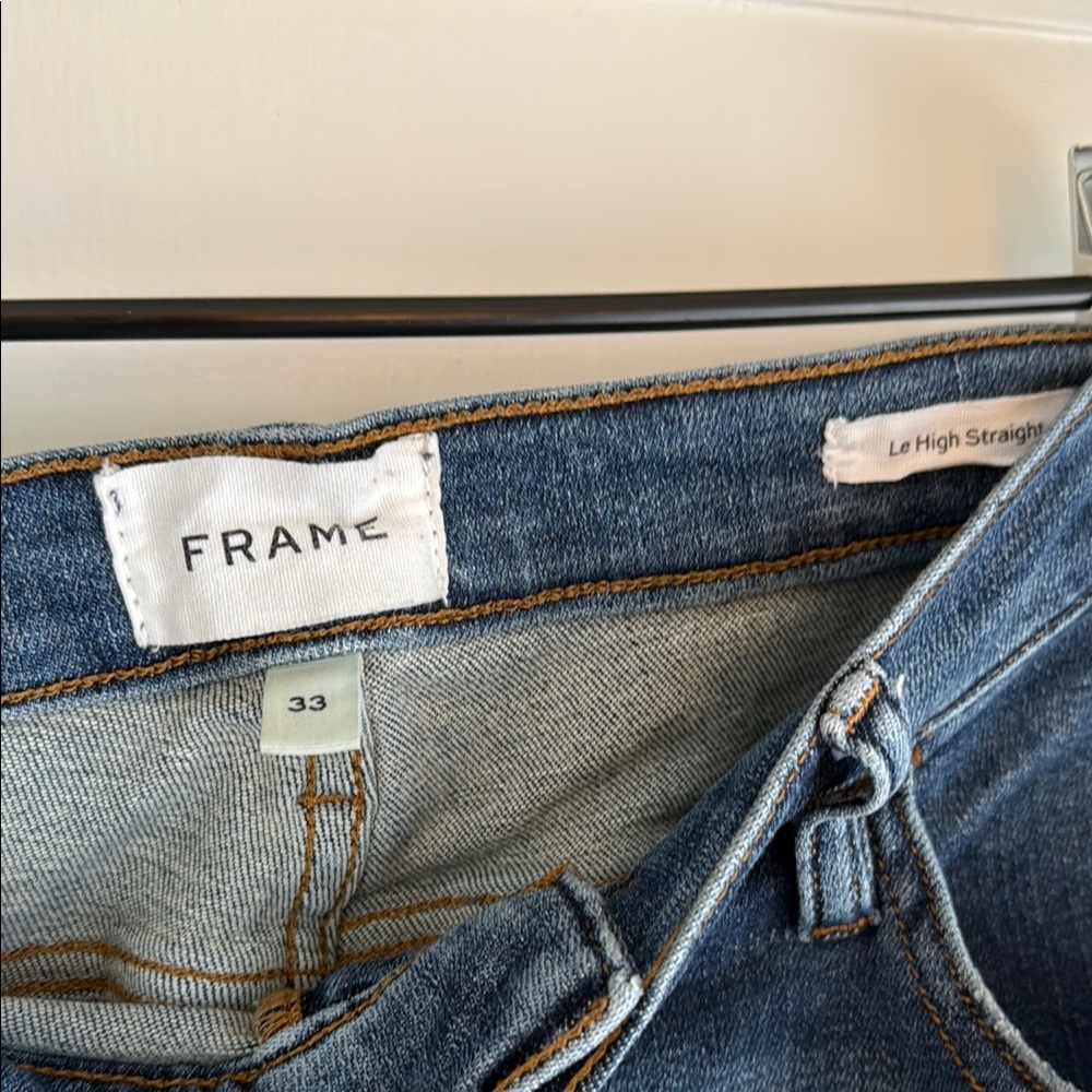 Frame Denim Le High Straight in Bestia (medium wash) size 33 - Picture 4 of 13